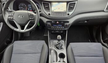 HYUNDAI TUCSON 1.6 GDI Premium MAGYAR – 36.000 KM – ÚJSZERŰ ÁLLAPOTBAN!! full