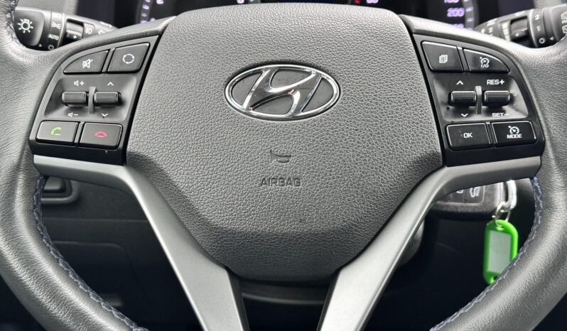 HYUNDAI TUCSON 1.6 GDI Premium MAGYAR – 36.000 KM – ÚJSZERŰ ÁLLAPOTBAN!! full