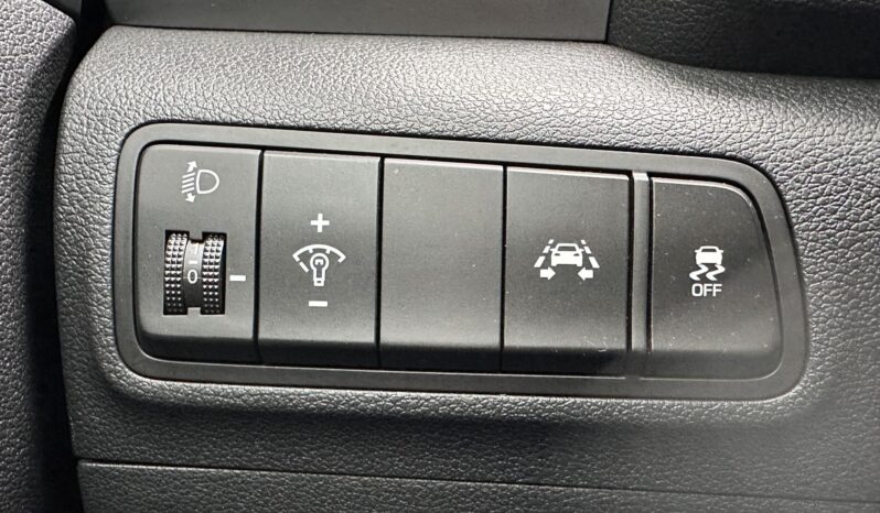 HYUNDAI TUCSON 1.6 GDI Premium MAGYAR – 36.000 KM – ÚJSZERŰ ÁLLAPOTBAN!! full