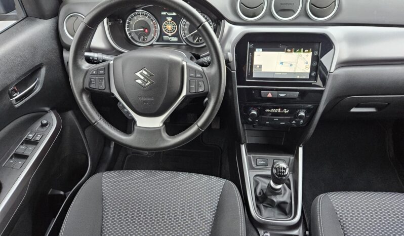 SUZUKI VITARA 1.4 GL+ NAVI – MAGYAR – 65.000KM – GYÁRI GARANCIÁLIS – TÉLI – NYÁRI GUMI GARNITÚRÁVAL!! full