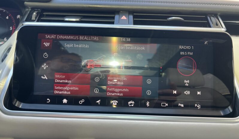 LAND ROVER RANGE ROVER VELAR RangeVelar 3.0D V6 SD6 First Edition (Automata) Magyarországi!!!! Panoráma tető!!! Gyönyörű állapot!!! full