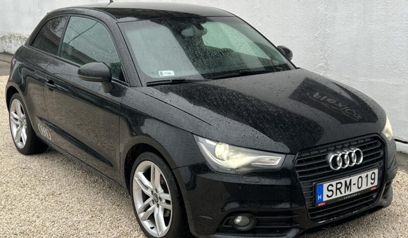 AUDI A1 1.2 TFSI Ambition Gyári fényezés!!!! Xenon fényszórók!!! full