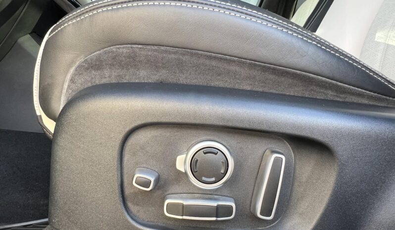 LAND ROVER RANGE ROVER VELAR RangeVelar 3.0D V6 SD6 First Edition (Automata) Magyarországi!!!! Panoráma tető!!! Gyönyörű állapot!!! full