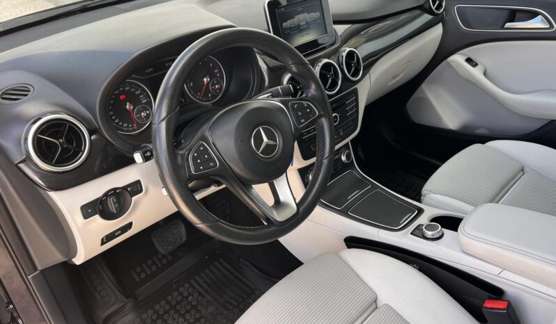 MERCEDES-BENZ B 160 CDI d 7G-DCT Sérülésmentes! Gyári fényezés! Gyönyörű állapot! Garantált futásteljesítmény! full
