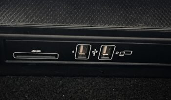 MERCEDES-BENZ C 180 9G-TRONIC Magyarországi. végig vezetett szervizkönyv! full