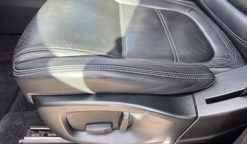 JAGUAR E-PACE D180 S (Automata) AWD Bőrülés Panorámatető Navigáció full