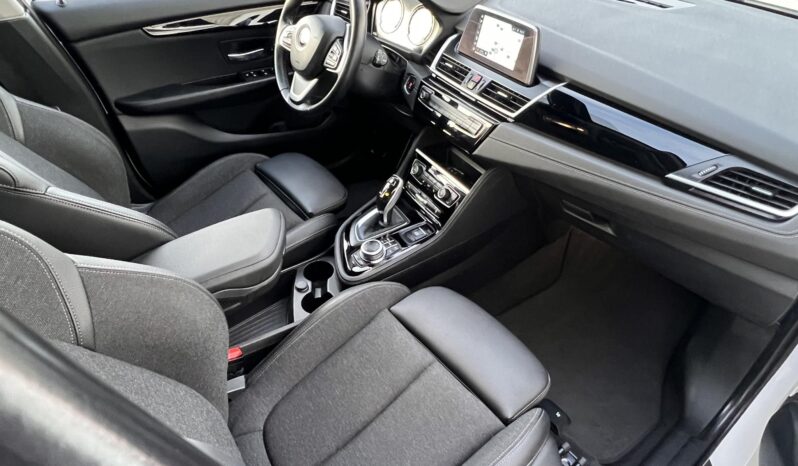 BMW 220i Sport (Automata) (7 személyes ) Magyarországi 84.000km! GYÖNYÖRŰ ÁLLAPOT! full