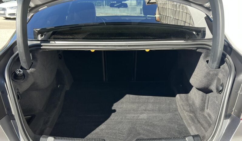 JAGUAR XE 2.0 l4D Prestige (Automata) Magyarországi!!! Gyönyörű állapot!!! Végig vezetett szervizkönyv! full