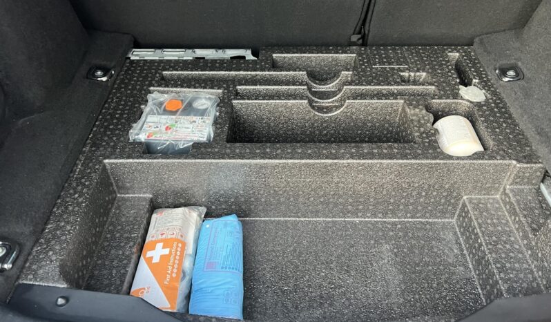 LAND ROVER RANGE ROVER EVOQUE RangeEvoque 2.0 Td4 SE Dynamic Special Edition 84.000km GYÖNYÖRŰ ÁLLAPOT! Panorámatető! full