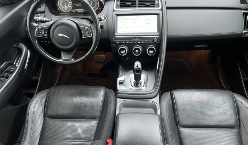 JAGUAR E-PACE D180 S (Automata) AWD Bőrülés Panorámatető Navigáció full