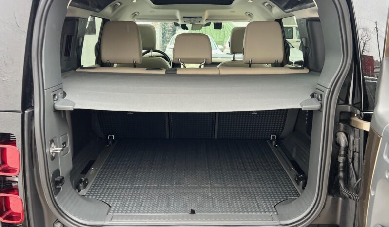 LAND ROVER DEFENDER 110 D300 SE (Automata) Magyarországi ÚJSZERŰ!!! LÉGRUGÓS Vonóhoroggal! full