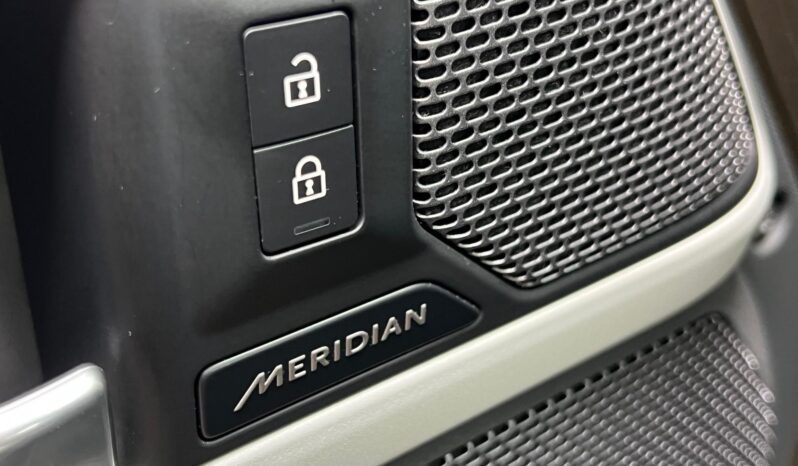 LAND ROVER DEFENDER 110 D300 SE (Automata) Magyarországi ÚJSZERŰ!!! LÉGRUGÓS Vonóhoroggal! full