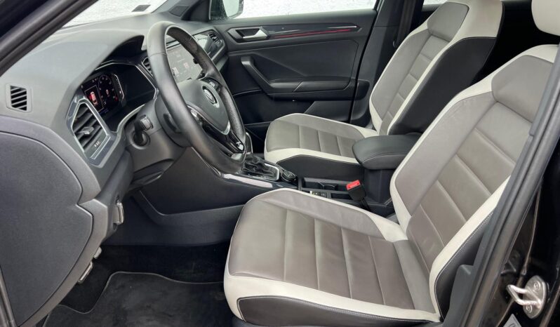 VOLKSWAGEN T-ROC 2.0 TSI Sport 4Motion DSG Magyarországi! Első tulajdonostól! Bicolor bőr! Digit Műszerfal! Sérülédmentes! full