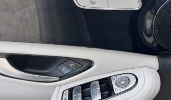 MERCEDES-BENZ C 180 9G-TRONIC Magyarországi. végig vezetett szervizkönyv! full