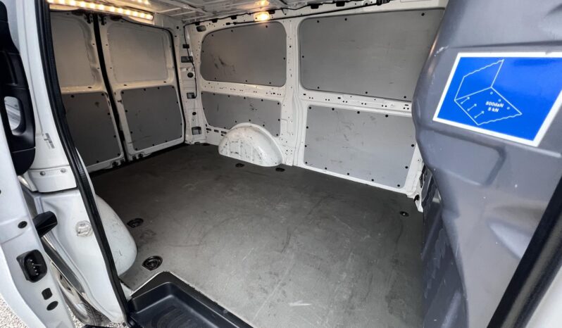 MERCEDES-BENZ VITO 114 BlueTec Tourer Base E (3 személyes ) Megkímélt állapotban! full