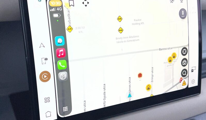 LAND ROVER DEFENDER 110 D300 SE (Automata) Magyarországi ÚJSZERŰ!!! LÉGRUGÓS Vonóhoroggal! full