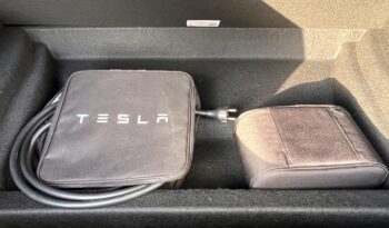 TESLA MODEL Y Performance AWD (Automata) Magyarországi! Sérülédmentes! Midnight Silver! White Interior! Gyönyörű állapot! full