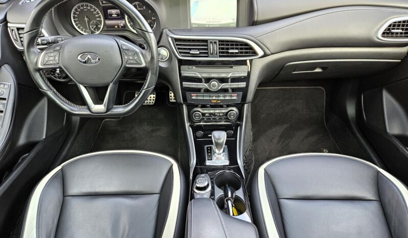 INFINITI Q30 2.0t Sport Tech AWD DCT Panoráma – Magyarországi – 65.000 km – Újszerű Állapotban!! full