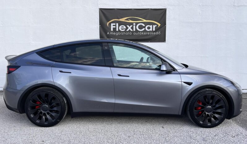 TESLA MODEL Y Performance AWD (Automata) Magyarországi! Sérülédmentes! Midnight Silver! White Interior! Gyönyörű állapot! full