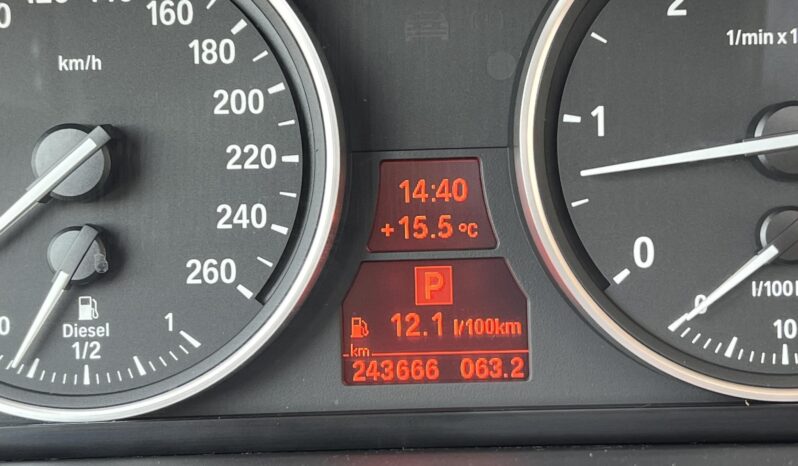 BMW X5 xDrive30d (Automata) Vezetett szervizkönyv! Vezérlés cserélve! Szép állapot! full