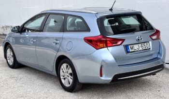 TOYOTA AURIS Touring Sports 1.8 HSD Active (Automata) Magyarországi – Gyönyörű állapotban!! full