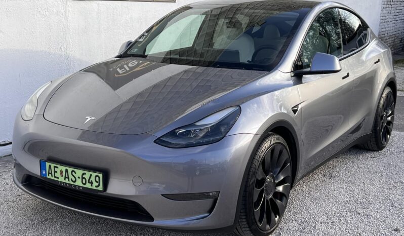 TESLA MODEL Y Performance AWD (Automata) Magyarországi! Sérülédmentes! Midnight Silver! White Interior! Gyönyörű állapot! full