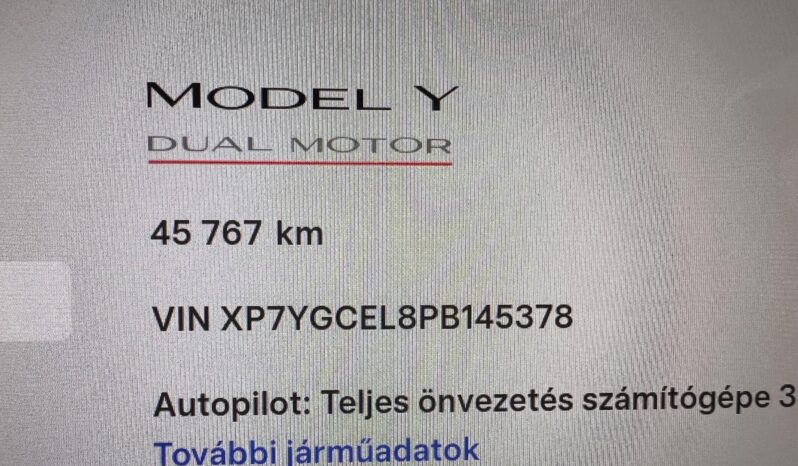 TESLA MODEL Y Performance AWD (Automata) Magyarországi! Sérülédmentes! Midnight Silver! White Interior! Gyönyörű állapot! full