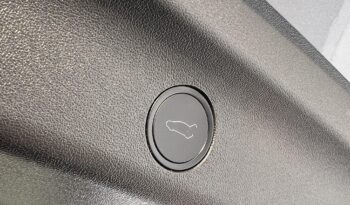 TESLA MODEL Y Performance AWD (Automata) Magyarországi! Sérülédmentes! Midnight Silver! White Interior! Gyönyörű állapot! full