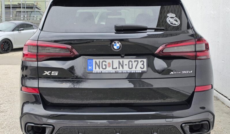 BMW X5 xDrive30d (Automata) Magyarországi 95.000km Vez.sz.könyv M-Packet full