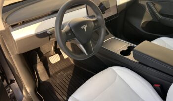 TESLA MODEL Y Performance AWD (Automata) Magyarországi! Sérülédmentes! Midnight Silver! White Interior! Gyönyörű állapot! full