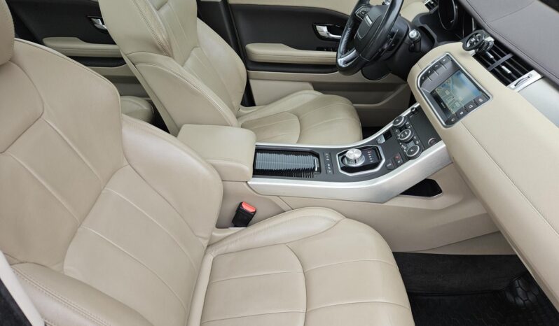 LAND ROVER RANGE ROVER EVOQUE RangeEvoque 2.0 Td4 HSE Dynamic (Automata) Panoráma – 124.000 km – Újszerű állapotban!! full