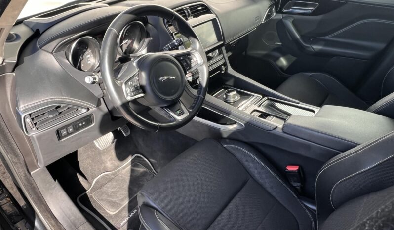 JAGUAR F-PACE 3.0 TDV6 R-Sport AWD (Automata) Magyarországi! Első Tulajdonostól! Végig vezetett szervizkönyv!!! full