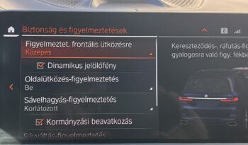 BMW X7 M50i (Automata) Vezetett szervizkönyv!!! 82.000Km!!! Sérülésmentes!!! Full-Full!!! full