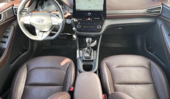 HYUNDAI IONIQ plug-in 1.6 GDi Premium DCT Vezetett szervizkönyv!!! Gyári fényezés!!! full