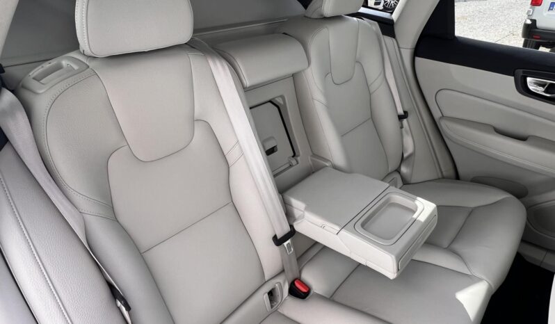 VOLVO XC60 2.0 [B4] MHEV Plus Bright Geartronic Magyarországi! Vezetett szervizkönyv! full