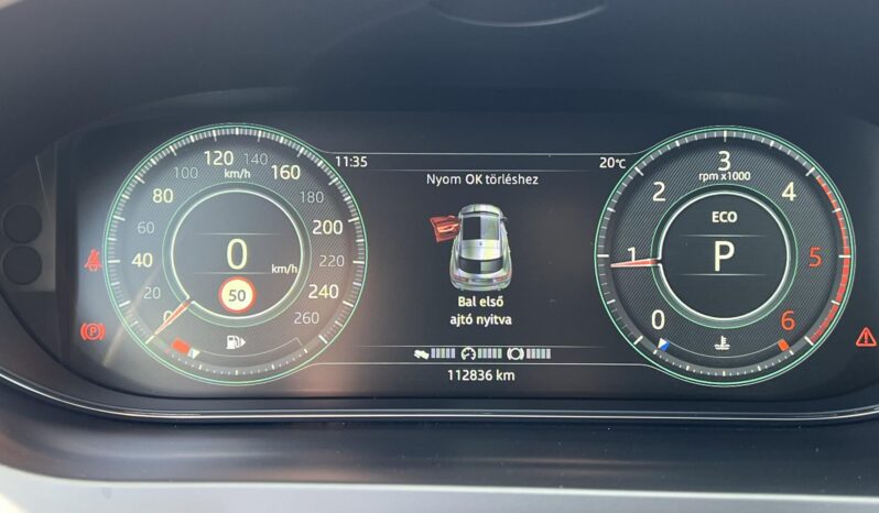 JAGUAR E-PACE D180 S (Automata) AWD Bőrülés Panorámatető Navigáció full
