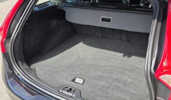 VOLVO V60 2.0 D [D4] R-Design Momentum Magyarországi Vezetett szervizkönyv! GYÖNYÖRŰ!!! full