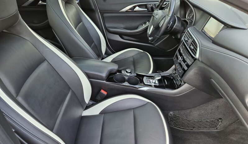 INFINITI Q30 2.0t Sport Tech AWD DCT Panoráma – Magyarországi – 65.000 km – Újszerű Állapotban!! full