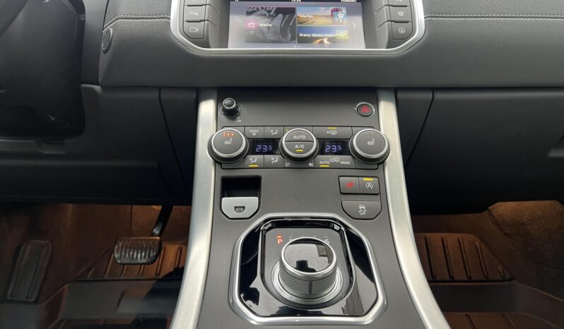 LAND ROVER RANGE ROVER EVOQUE RangeEvoque 2.0 Td4 HSE Dynamic (Automata) Vezetett szrvizkönyv! GYÖNYÖRŰ ÁLLAPOT! full