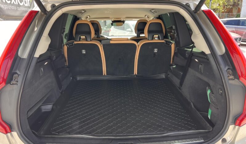 VOLVO XC90 2.0 [D5] Momentum Geartronic (7 személyes ) Magyarországi. vezetett szervizkönyv. vezérlés cserélve! full