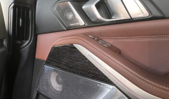 BMW X7 M50i (Automata) Vezetett szervizkönyv!!! 82.000Km!!! Sérülésmentes!!! Full-Full!!! full