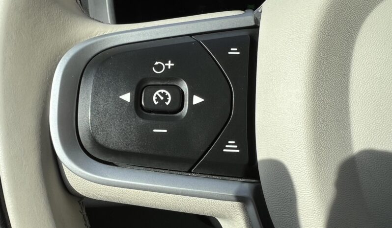 VOLVO XC60 2.0 [B4] MHEV Plus Bright Geartronic Magyarországi! Vezetett szervizkönyv! full