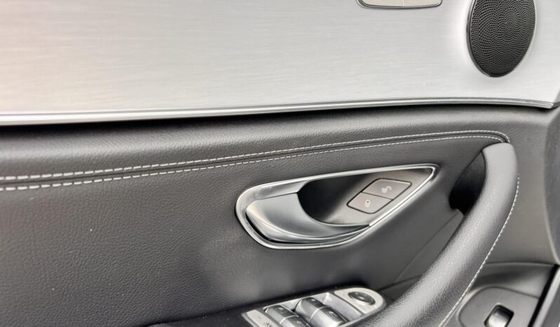 MERCEDES-BENZ E 300 9G-TRONIC Mild hybrid drive 55000km ÚJSZERŰ! LÉGRUGÓS! AMG STYLE! full