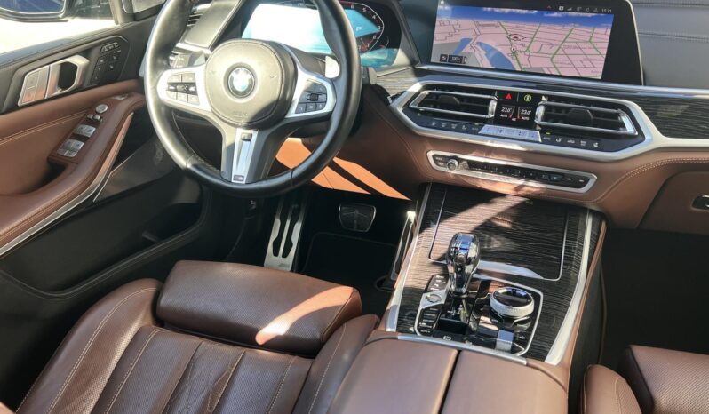 BMW X7 M50i (Automata) Vezetett szervizkönyv!!! 82.000Km!!! Sérülésmentes!!! Full-Full!!! full