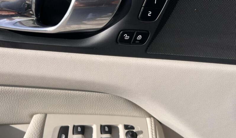 VOLVO XC60 2.0 [B4] MHEV Plus Bright Geartronic Magyarországi! Vezetett szervizkönyv! full