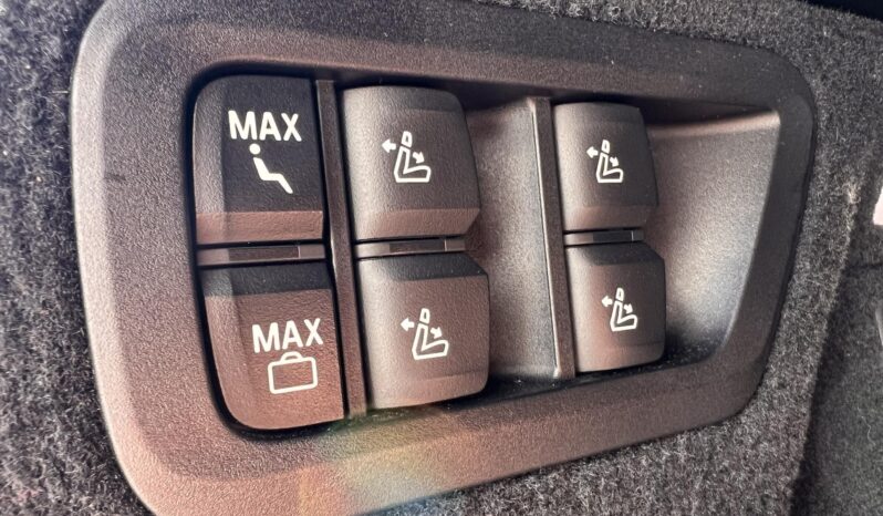 BMW X7 M50i (Automata) Vezetett szervizkönyv!!! 82.000Km!!! Sérülésmentes!!! Full-Full!!! full