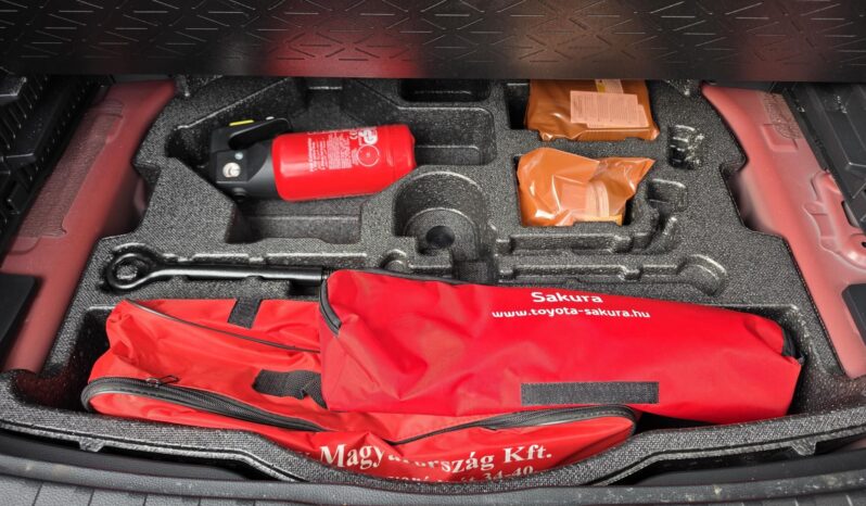 TOYOTA RAV 4 Rav4 2.5 Hybrid Executive e-CVT Skyview! Magyarországi 72.000km! ÚJSZERŰ!! full