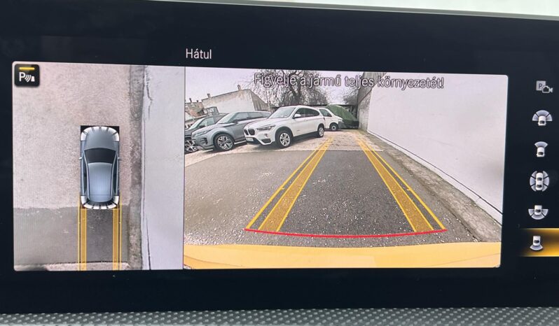 MERCEDES-AMG A-OSZTÁLY A 35 AMG 4matic. Head-Up! Burmester! Panoráma tető! full