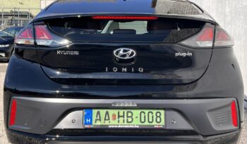 HYUNDAI IONIQ plug-in 1.6 GDi Premium DCT Vezetett szervizkönyv!!! Gyári fényezés!!! full