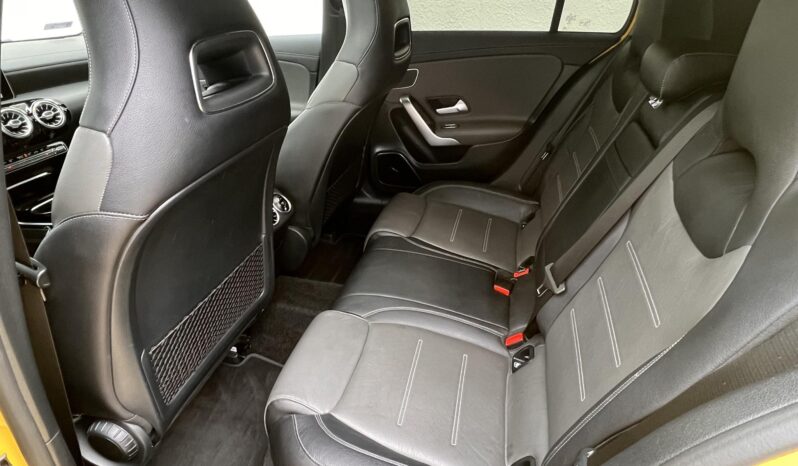 MERCEDES-AMG A-OSZTÁLY A 35 AMG 4matic. Head-Up! Burmester! Panoráma tető! full